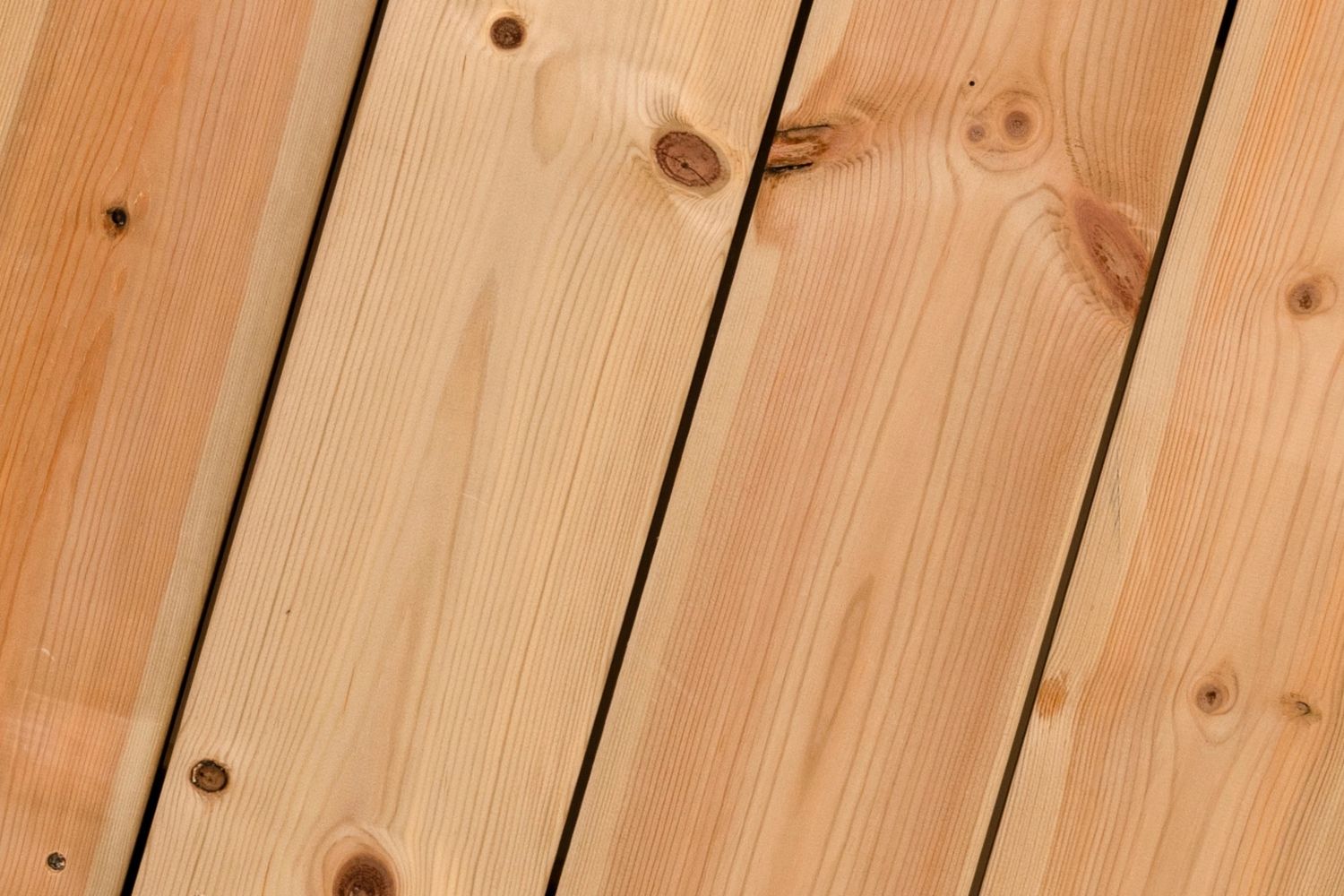 Holzterrasse aus Kiefer