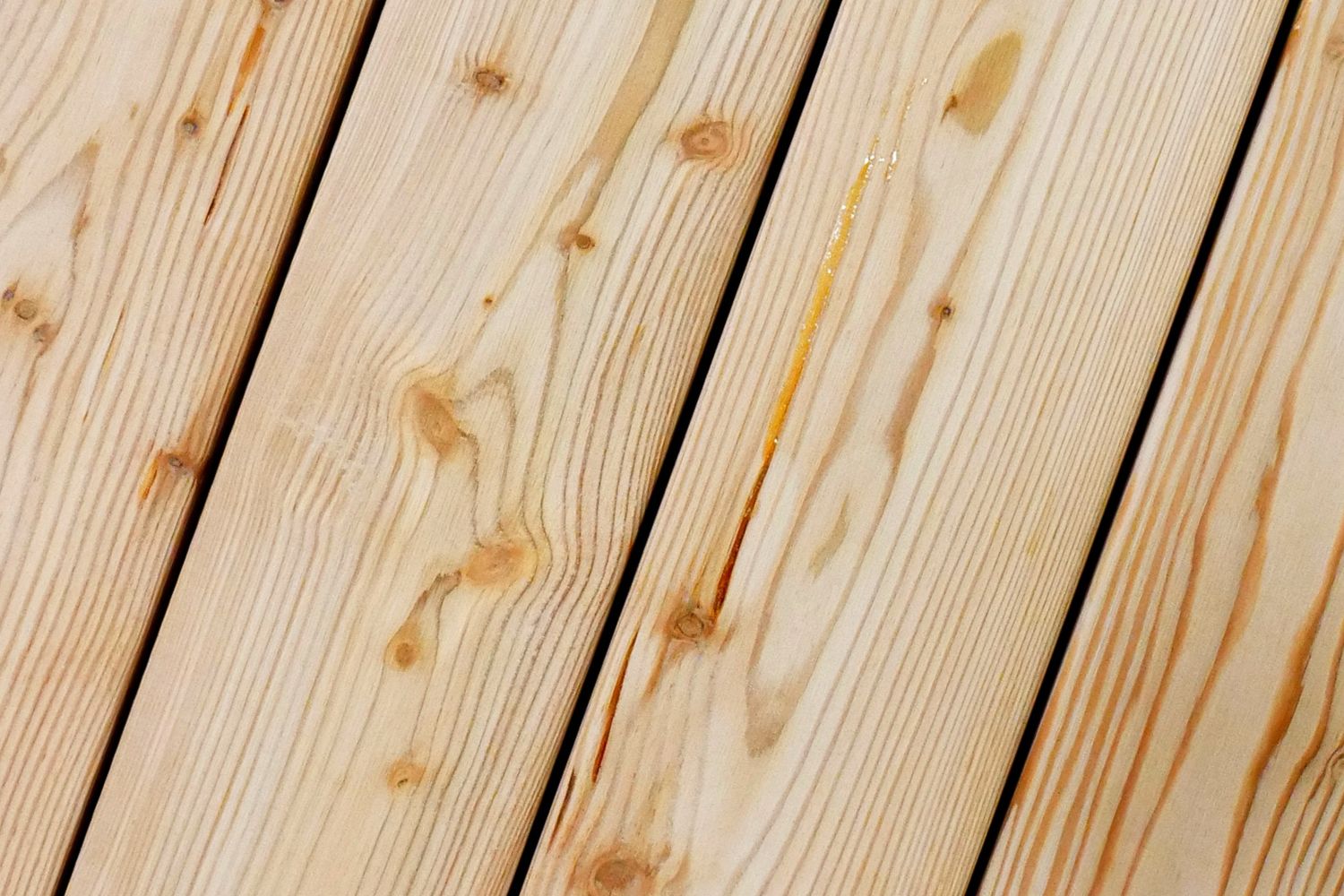 Holzterrasse aus Lärche