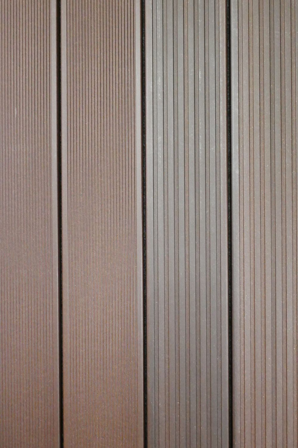 GCC Terrassendiele in braun schwarz