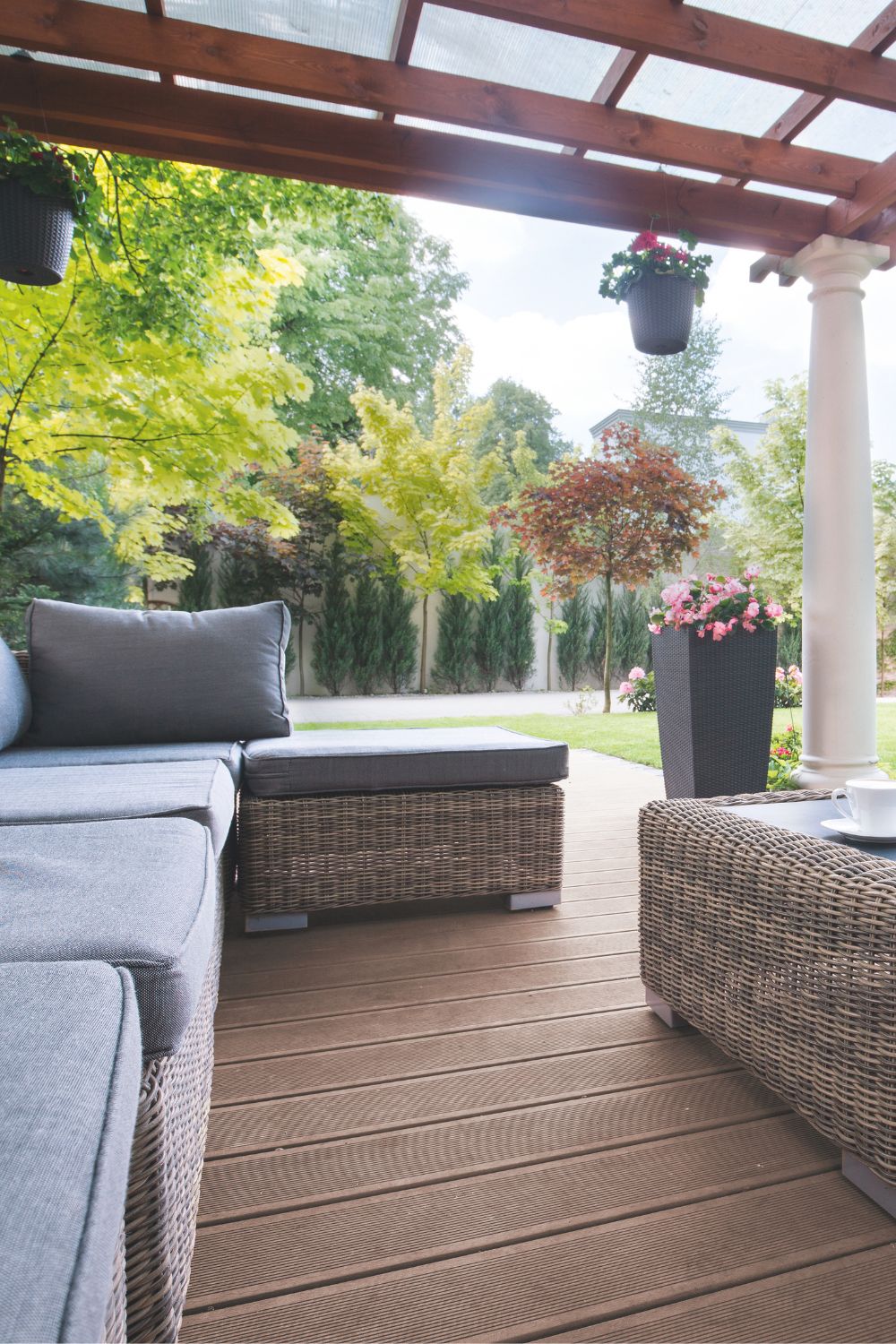 WPC Diele Magnum als Terrasse