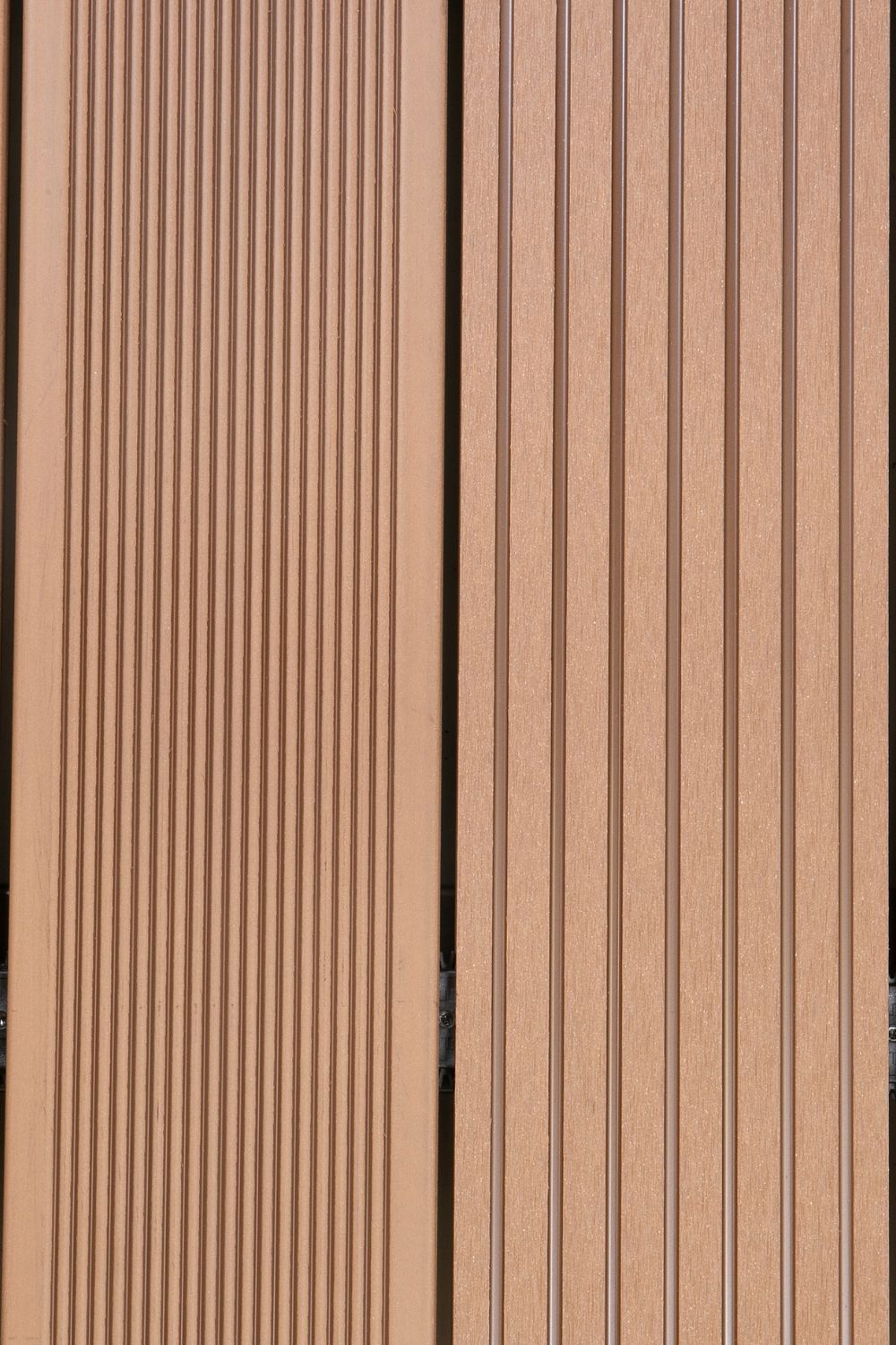 WPC Terrassendiele in mahagoni