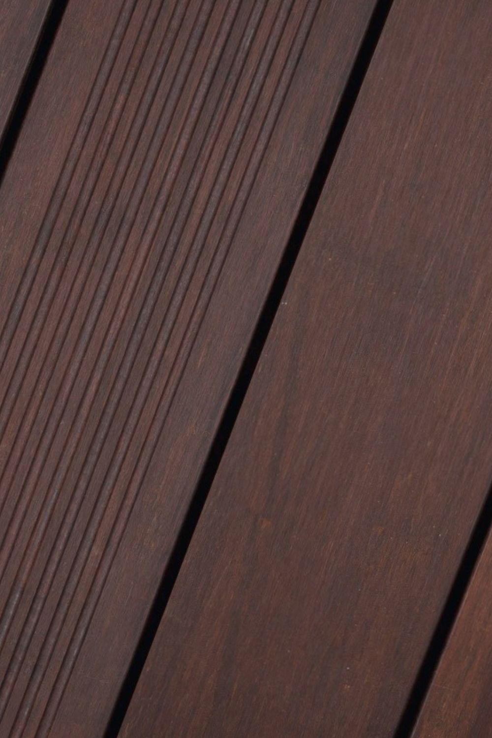 Verlegungsbeispiel von Terrassendiele aus Bambus