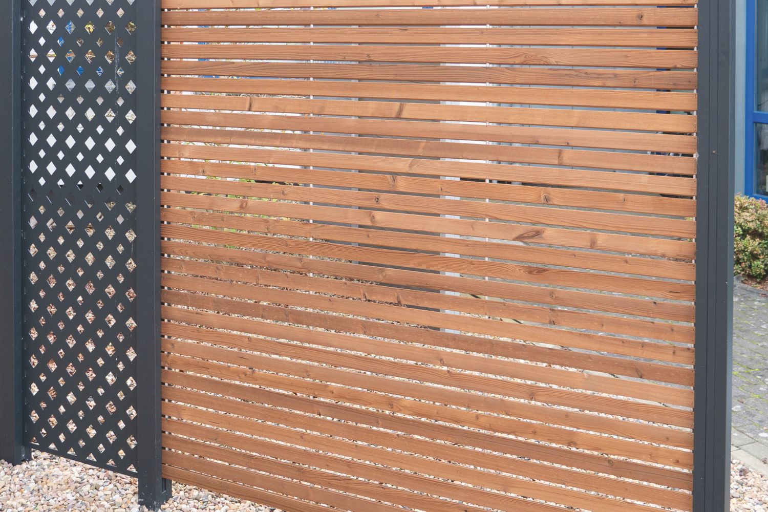 Nordstrand TMT Designerzaun mit Zusatzelement in Rhombusoptik